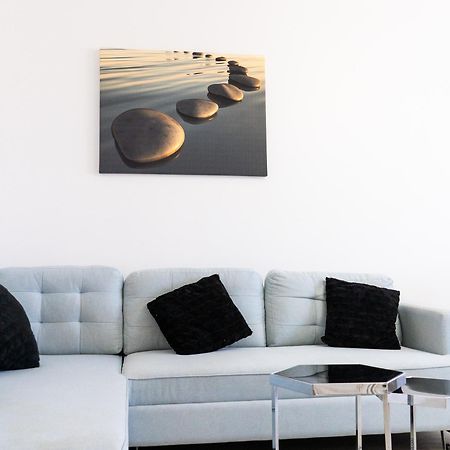 Alexis Spacious Classic Apartment Mamaia Eksteriør bilde