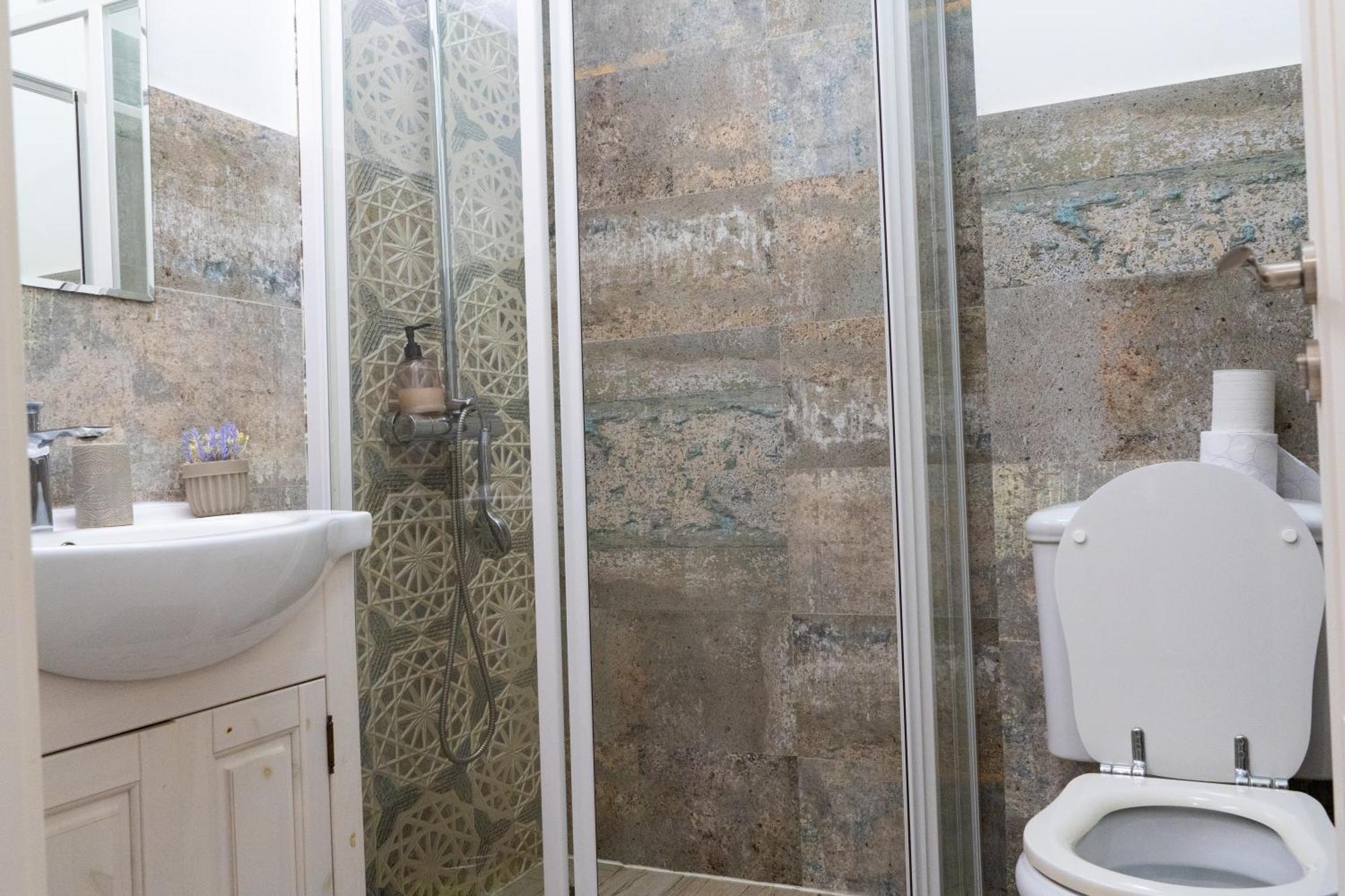 Alexis Spacious Classic Apartment Mamaia Eksteriør bilde