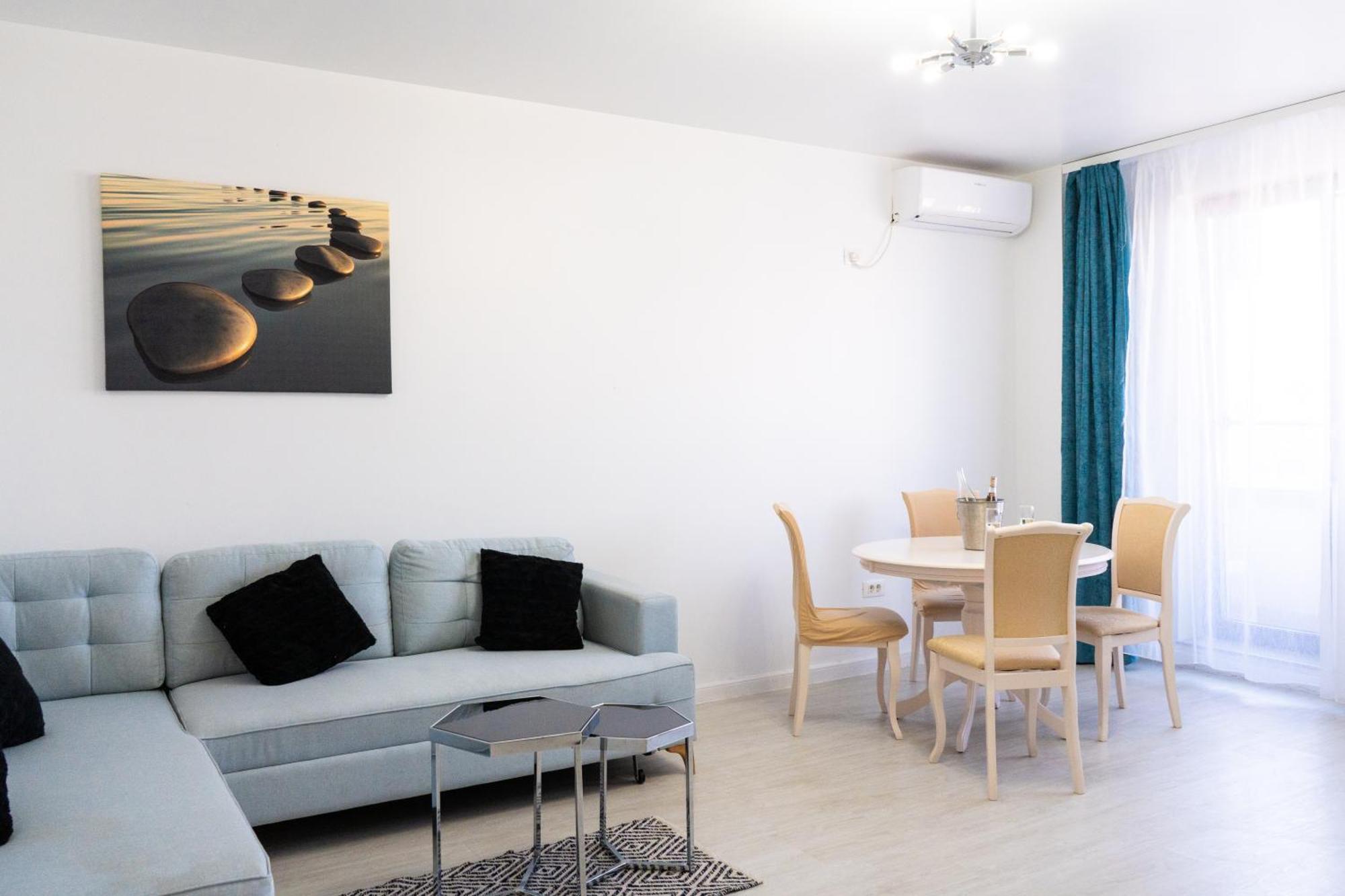 Alexis Spacious Classic Apartment Mamaia Eksteriør bilde